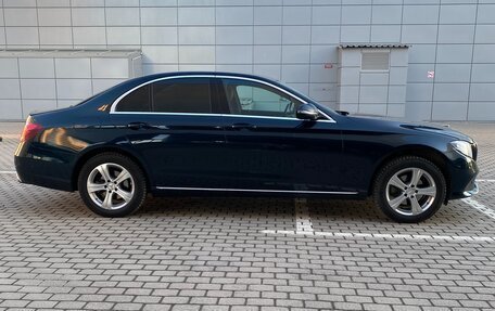 Mercedes-Benz E-Класс, 2016 год, 2 350 000 рублей, 6 фотография