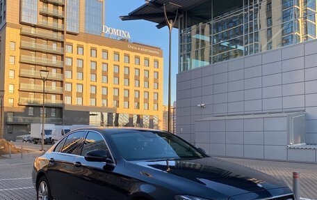 Mercedes-Benz E-Класс, 2016 год, 2 350 000 рублей, 2 фотография