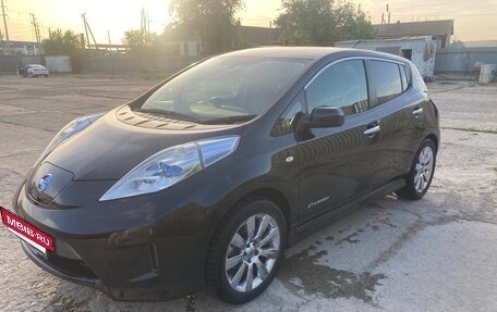 Nissan Leaf I, 2015 год, 850 000 рублей, 14 фотография