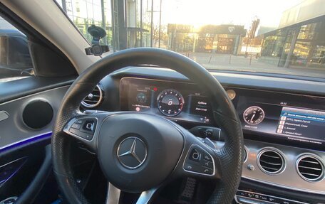 Mercedes-Benz E-Класс, 2016 год, 2 350 000 рублей, 15 фотография