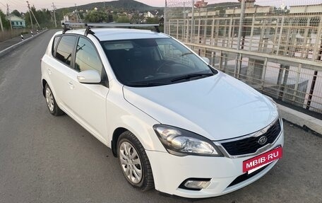 KIA cee'd I рестайлинг, 2011 год, 660 000 рублей, 6 фотография