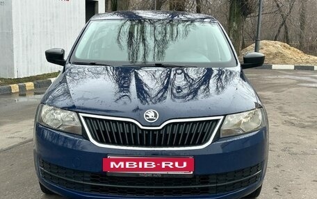 Skoda Rapid I, 2014 год, 715 000 рублей, 2 фотография