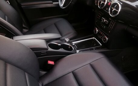 Mercedes-Benz GLK-Класс, 2015 год, 2 300 000 рублей, 24 фотография