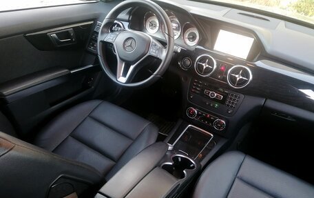 Mercedes-Benz GLK-Класс, 2015 год, 2 300 000 рублей, 33 фотография
