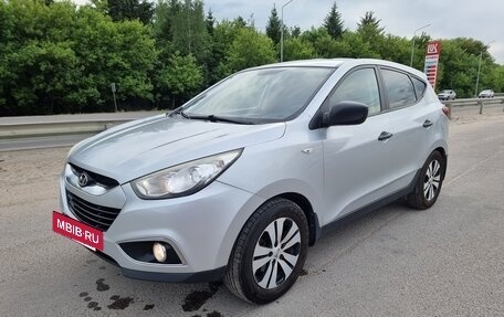 Hyundai ix35 I рестайлинг, 2012 год, 1 010 000 рублей, 4 фотография