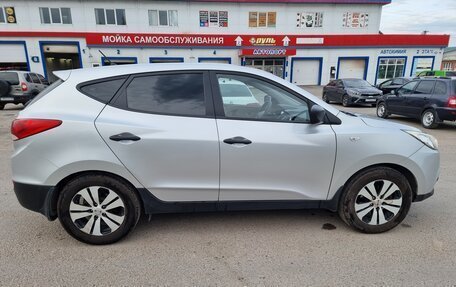 Hyundai ix35 I рестайлинг, 2012 год, 1 010 000 рублей, 8 фотография