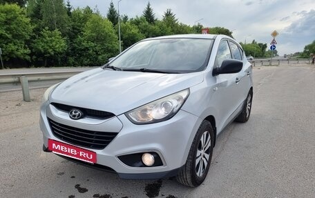 Hyundai ix35 I рестайлинг, 2012 год, 1 010 000 рублей, 2 фотография