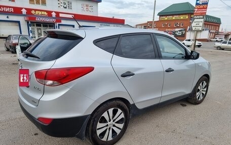 Hyundai ix35 I рестайлинг, 2012 год, 1 010 000 рублей, 9 фотография