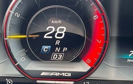Mercedes-Benz E-Класс, 2019 год, 3 500 000 рублей, 19 фотография