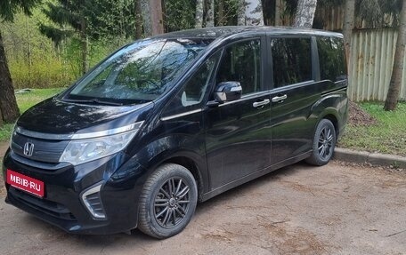 Honda Stepwgn IV, 2015 год, 1 750 000 рублей, 5 фотография
