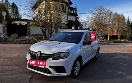 Renault Logan II, 2018 год, 795 000 рублей, 9 фотография