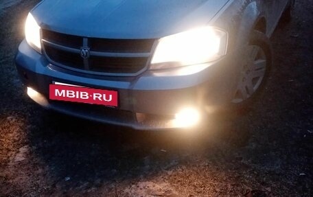 Dodge Avenger II рестайлинг, 2007 год, 550 000 рублей, 9 фотография