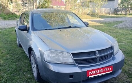 Dodge Avenger II рестайлинг, 2007 год, 550 000 рублей, 3 фотография