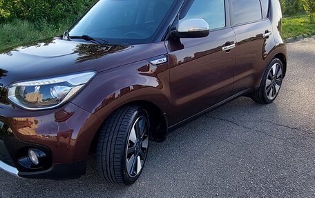 KIA Soul II рестайлинг, 2018 год, 1 790 000 рублей, 10 фотография