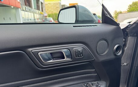 Ford Mustang VI рестайлинг, 2022 год, 4 500 000 рублей, 9 фотография