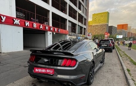 Ford Mustang VI рестайлинг, 2022 год, 4 500 000 рублей, 5 фотография