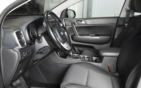 KIA Sportage IV рестайлинг, 2018 год, 2 146 000 рублей, 16 фотография