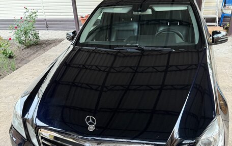 Mercedes-Benz E-Класс, 2011 год, 1 275 000 рублей, 5 фотография