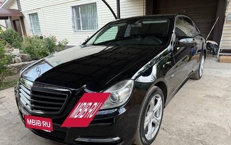 Mercedes-Benz E-Класс, 2011 год, 1 275 000 рублей, 4 фотография