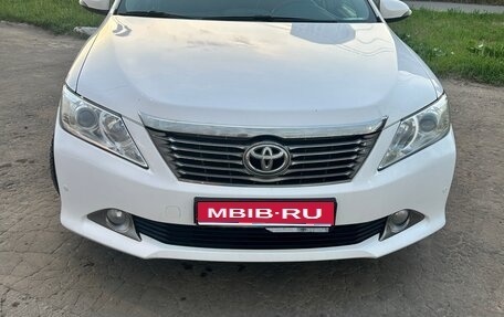 Toyota Camry, 2012 год, 1 100 000 рублей, 1 фотография