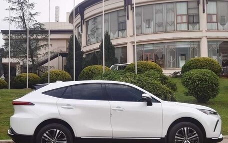 Toyota Venza, 2022 год, 2 420 000 рублей, 7 фотография