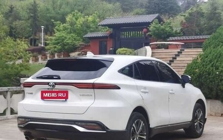 Toyota Venza, 2022 год, 2 420 000 рублей, 6 фотография