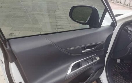 Toyota Venza, 2022 год, 2 420 000 рублей, 11 фотография