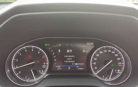 Toyota Venza, 2022 год, 2 420 000 рублей, 14 фотография