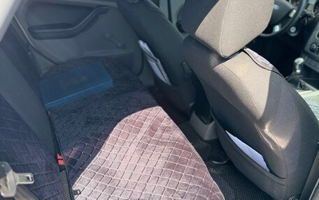 Ford Focus II рестайлинг, 2010 год, 800 000 рублей, 20 фотография