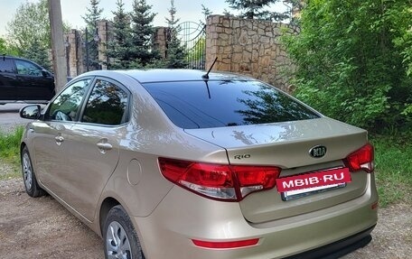 KIA Rio III рестайлинг, 2015 год, 1 180 000 рублей, 4 фотография