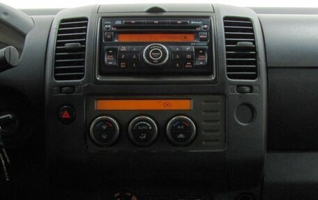 Nissan Navara (Frontier), 2008 год, 1 168 000 рублей, 19 фотография