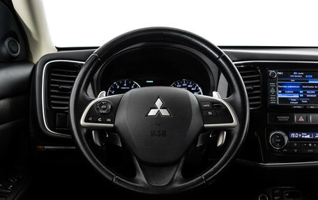 Mitsubishi Outlander III рестайлинг 3, 2014 год, 1 499 000 рублей, 12 фотография