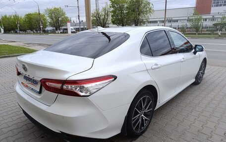 Toyota Camry, 2021 год, 3 180 000 рублей, 3 фотография