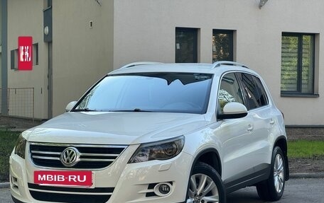 Volkswagen Tiguan I, 2010 год, 1 530 000 рублей, 5 фотография