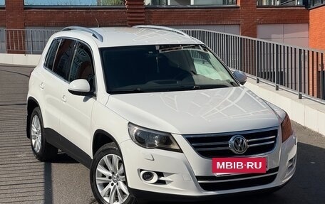 Volkswagen Tiguan I, 2010 год, 1 530 000 рублей, 26 фотография