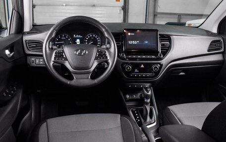 Hyundai Solaris II рестайлинг, 2022 год, 1 789 000 рублей, 6 фотография