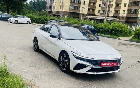 Hyundai Elantra, 2023 год, 2 150 000 рублей, 3 фотография