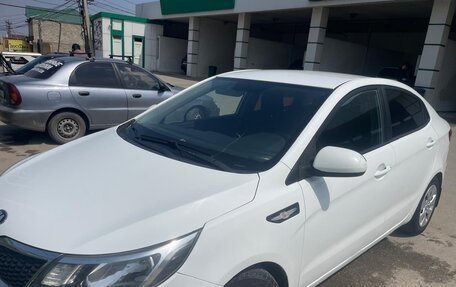 KIA Rio III рестайлинг, 2017 год, 800 000 рублей, 1 фотография