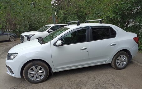 Renault Logan II, 2019 год, 900 000 рублей, 6 фотография