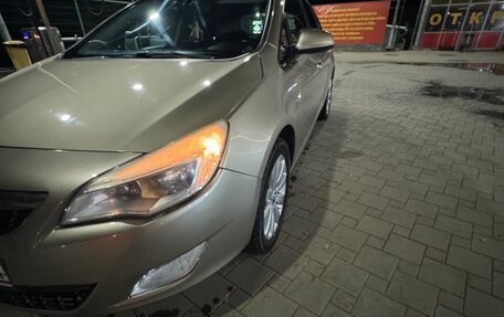 Opel Astra J, 2011 год, 870 000 рублей, 6 фотография