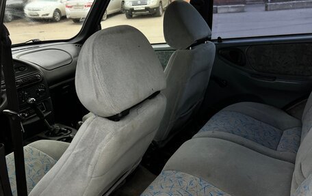 Chevrolet Niva I рестайлинг, 2003 год, 250 000 рублей, 8 фотография