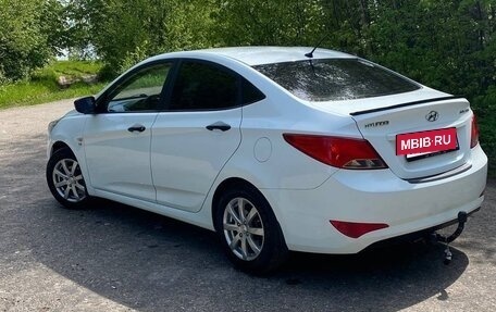 Hyundai Solaris II рестайлинг, 2014 год, 700 000 рублей, 3 фотография
