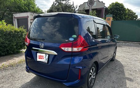 Honda Freed II, 2019 год, 1 700 000 рублей, 7 фотография