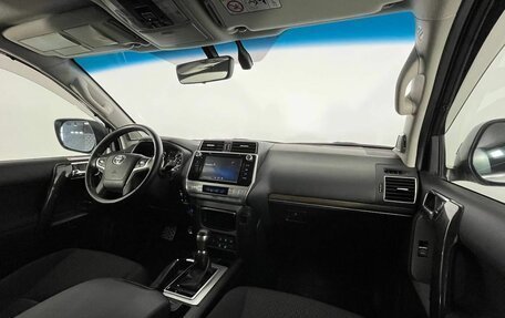 Toyota Land Cruiser Prado 150 рестайлинг 2, 2019 год, 5 500 000 рублей, 14 фотография