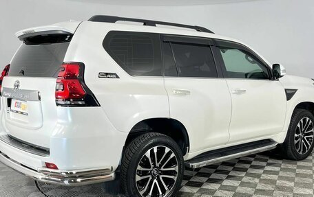 Toyota Land Cruiser Prado 150 рестайлинг 2, 2019 год, 5 500 000 рублей, 5 фотография