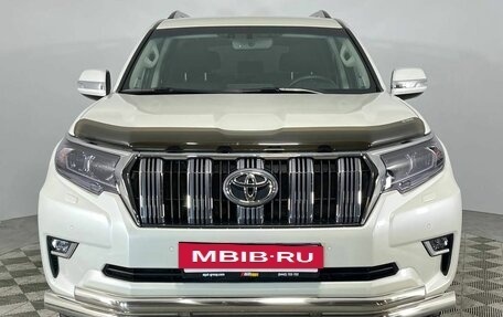 Toyota Land Cruiser Prado 150 рестайлинг 2, 2019 год, 5 500 000 рублей, 2 фотография