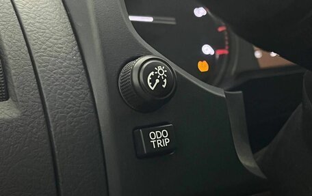 Toyota Land Cruiser Prado 150 рестайлинг 2, 2019 год, 5 500 000 рублей, 24 фотография