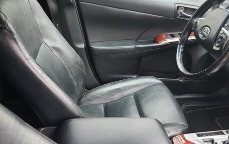 Toyota Camry, 2013 год, 1 700 000 рублей, 21 фотография