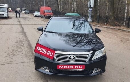Toyota Camry, 2013 год, 1 700 000 рублей, 8 фотография