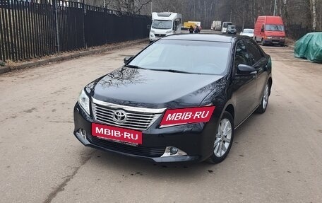 Toyota Camry, 2013 год, 1 700 000 рублей, 4 фотография